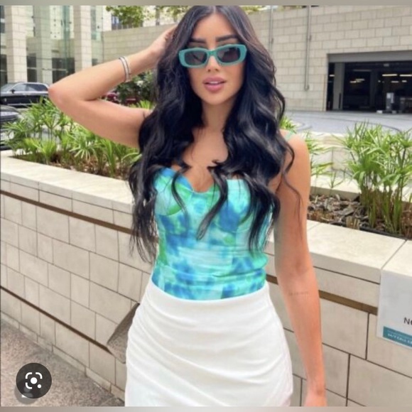 Zara satin bodysuit - Picture 4 of 4